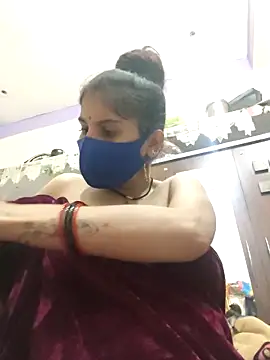 Maahi-Queen's cam snapshot