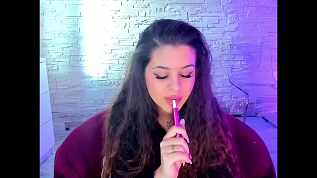 BellaNoir_'s cam snapshot