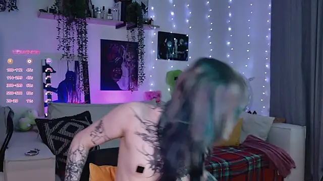 Lollyshy live sex cam