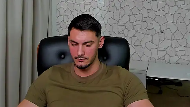 ClintMasters live sex cam