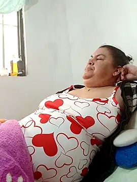 yaneth_'s cam snapshot