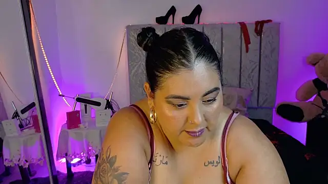 AndreaKinky's cam snapshot