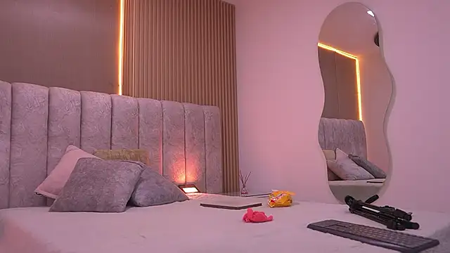 violeta_aroca live sex cam