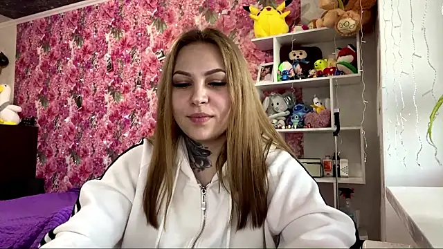 TraciBallena's cam snapshot