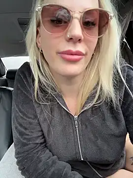 June695_'s cam snapshot