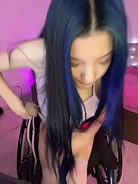 MiniSophiaa's cam snapshot