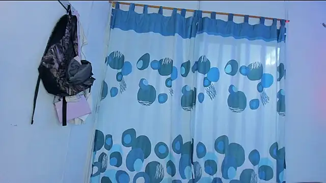 PureFire20's cam snapshot