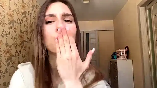 ElsieKuhlmann live sex cam