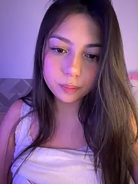 Maii_chan live sex cam