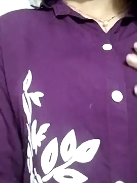 Jyoti-Love-143 live sex cam