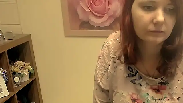 TwoBigSuns's cam snapshot