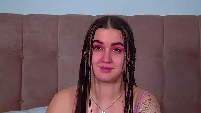 ChristinaMilton's cam snapshot