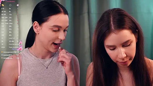 ZofiaSoshnik's cam snapshot