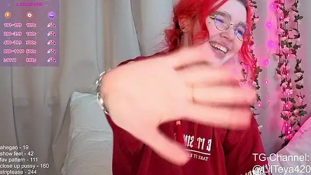 little_Teya live sex cam