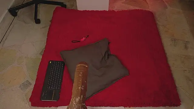 Annavic__'s cam snapshot