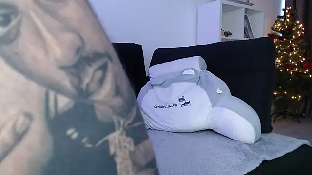 _DylanGreen live sex cam