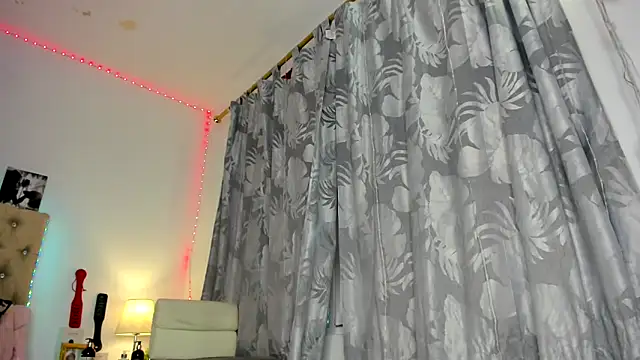 shantallhotxx live sex cam