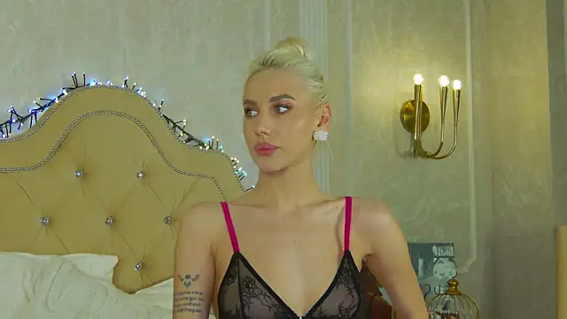 TiffanyStein's cam snapshot