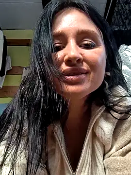 KikiXRed's cam snapshot