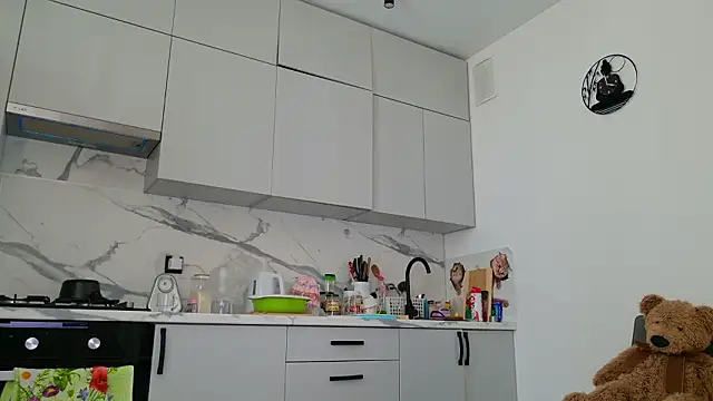 SimaGoldy's cam snapshot