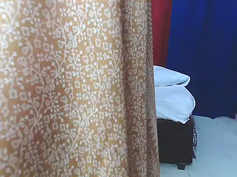 sunitha-3's cam snapshot