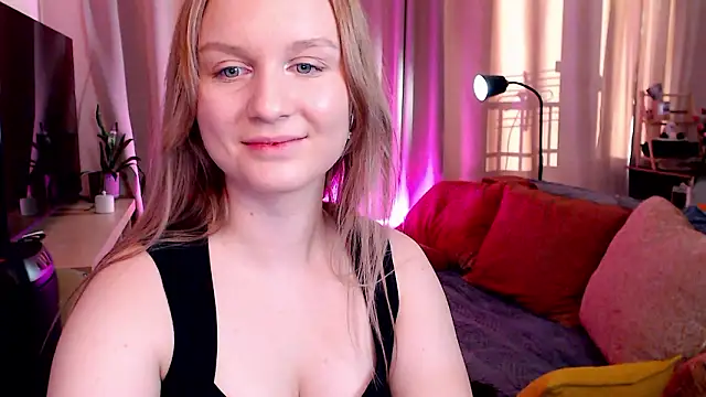 amelia_blondie's cam snapshot