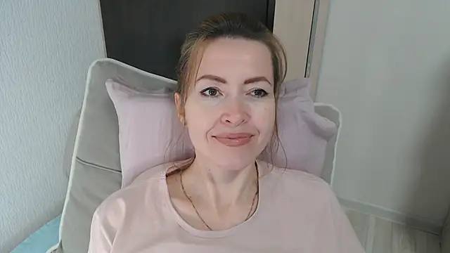 NicoleEunice87's cam snapshot