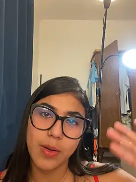 adorablepetite's cam snapshot