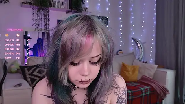 Lollyshy's cam snapshot