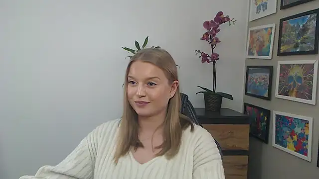 Mysteryerica's cam snapshot