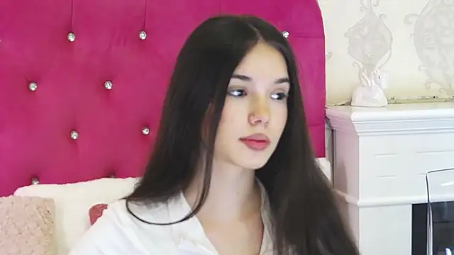 AlexisDevine's cam snapshot