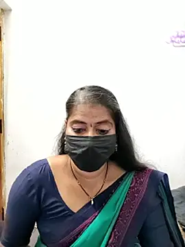 tamil_Sigappu_Roja's cam snapshot