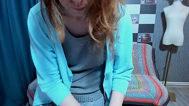 pa1e_pr1ncess's cam snapshot