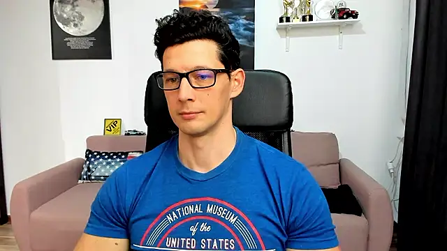 BrutusK08 live sex cam