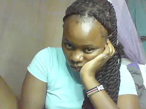 EBONYVANILLA02's cam snapshot