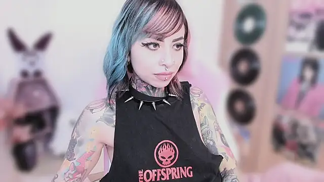 NikkiRamone's cam snapshot