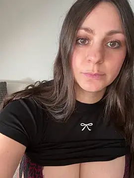 Loella-Rose's cam snapshot