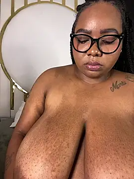 angelGgold live sex cam