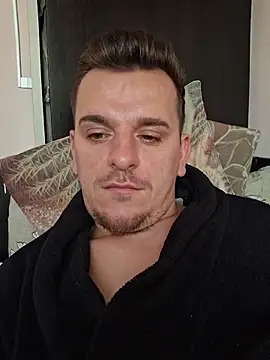 Huge_cock22cm live sex cam