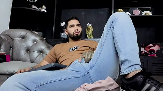 matteosantos live sex cam