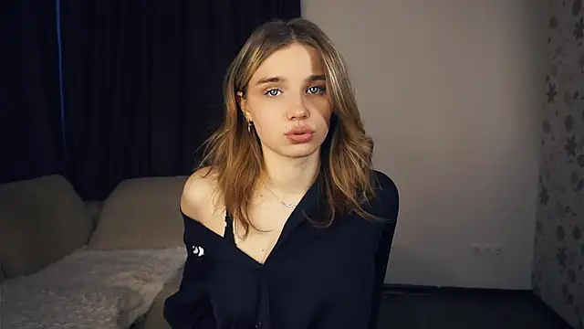 EarthaStinett's cam snapshot