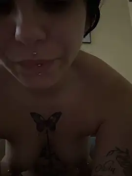 Brutecia2002's cam snapshot