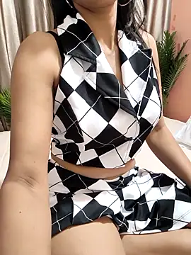 Shalu_G's cam snapshot