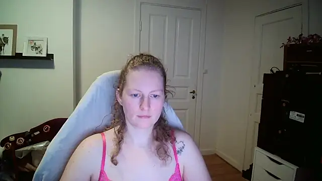 Girlnina-1995 live sex cam