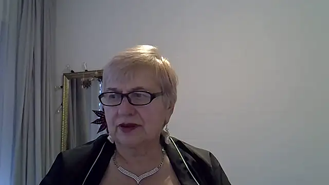 SweetCherry27's cam snapshot