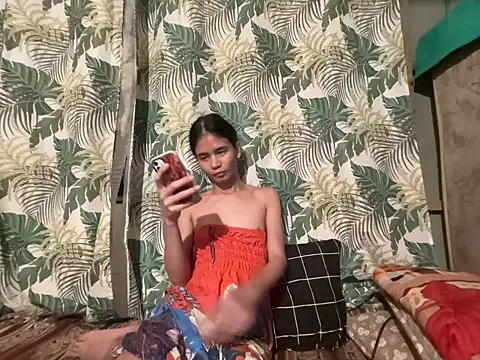 asya_chris's cam snapshot