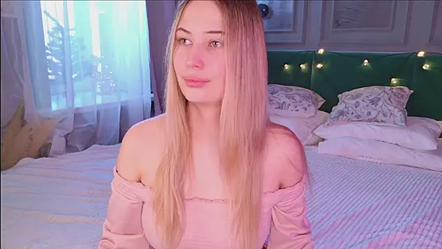 Sofii_Ly's cam snapshot