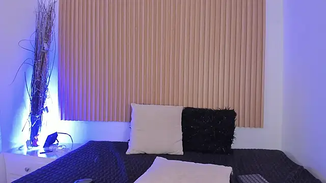 GenesisRuiz's cam snapshot