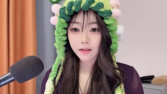 smalldaisy's cam snapshot