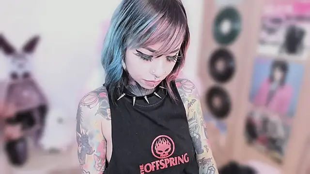 NikkiRamone's cam snapshot